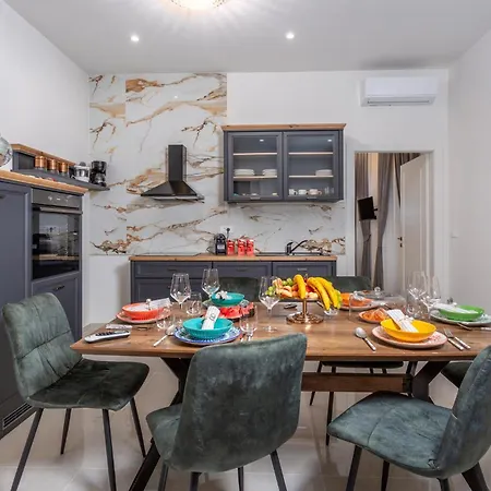 Apartment In With Kitchen Opatija